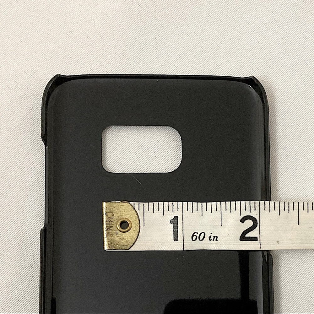 Skull And Roses Phone Case - Picture 4 of 7